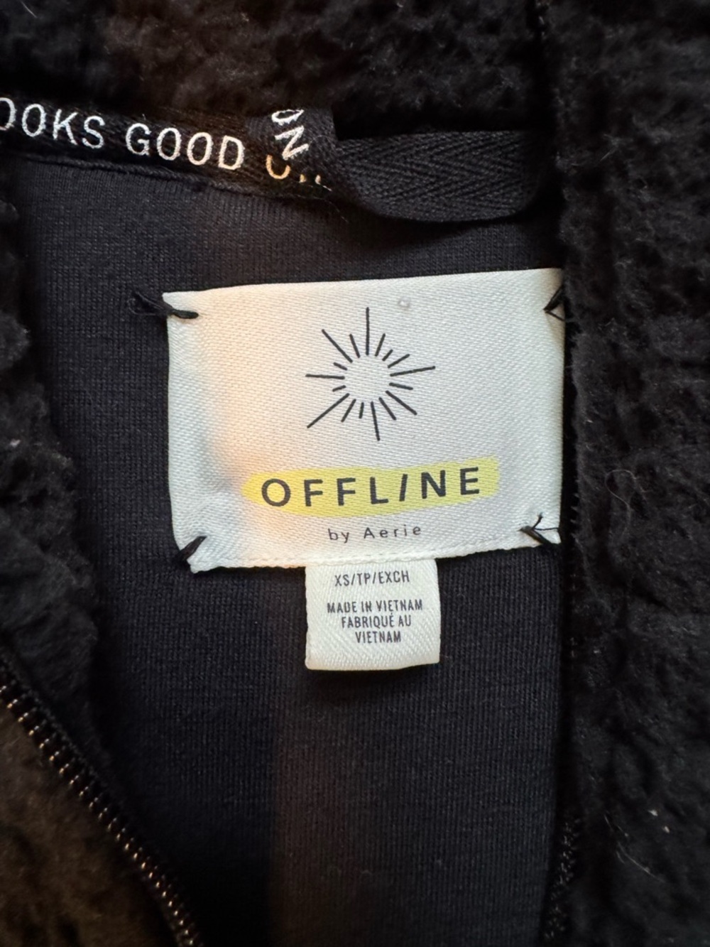 aerie Black Sherpa Zip Hoodie - Picture 2 of 2